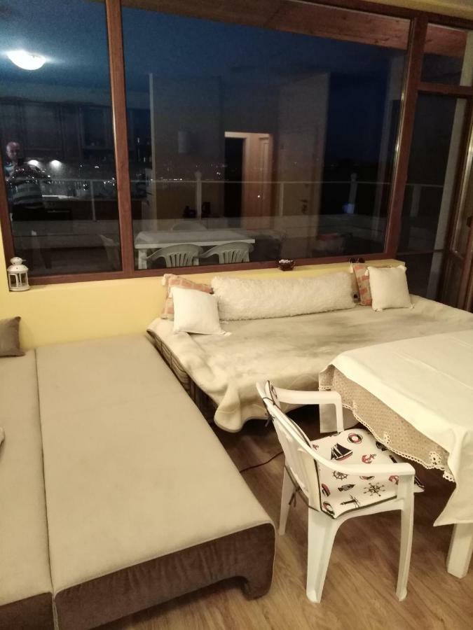 Apartament Zaliva 瓦爾納 客房 照片
